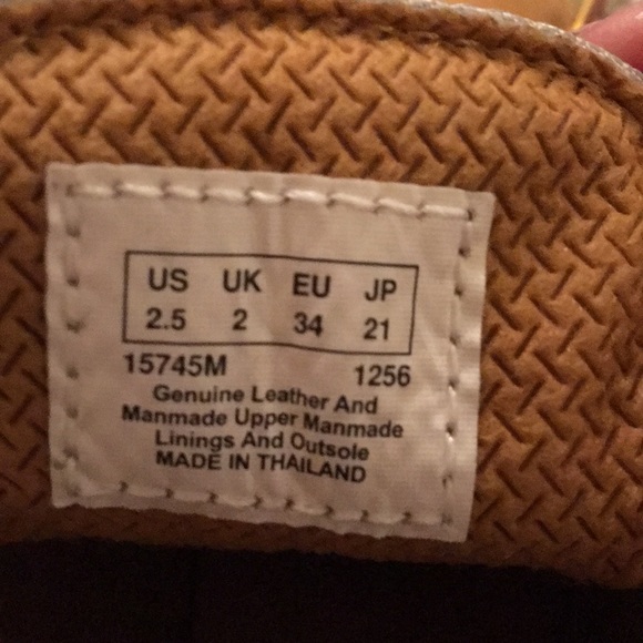 Youth Timberland Boot EUC Size 2.5 - Picture 8 of 8